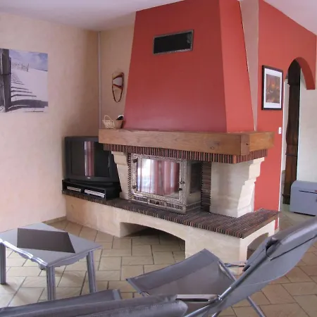 Holiday home Pres Des Commerces Et Des Plages.